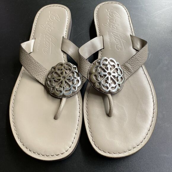Brighton Shoes - Brighton Alice Greige Leather Thong Sandal Ferrara Ornamentation Sz 9 Italy